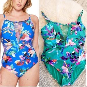 La Blanca Havana Tropics Mesh Floral One Piece 14